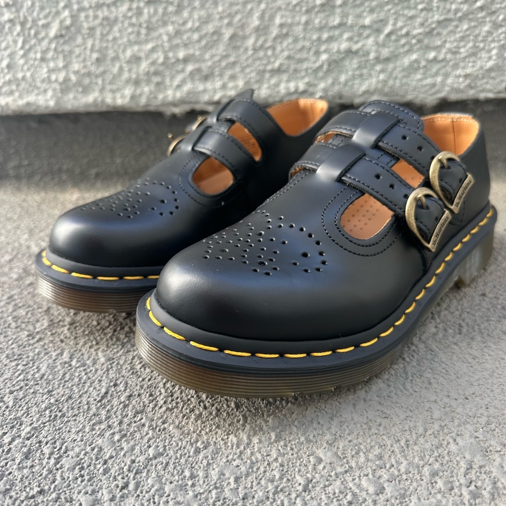 SOLD : 8065 SMOOTH LEATHER MARY JANE SHOES (Size 5)